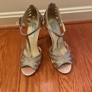 Betsy Johnson sparkly gold heels